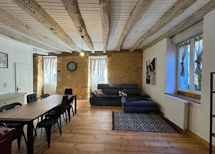 L'echappee Sarladaise - Avec Jardin Дом отдыха *